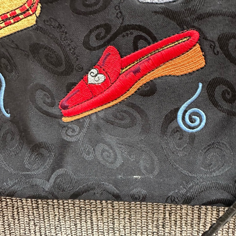 Brighton Purse- Fabric Embellishments - Picture 11 of 15